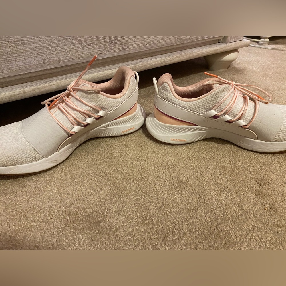 Under Armour Charged Breathe Running Shoes - Picture 8 of 10